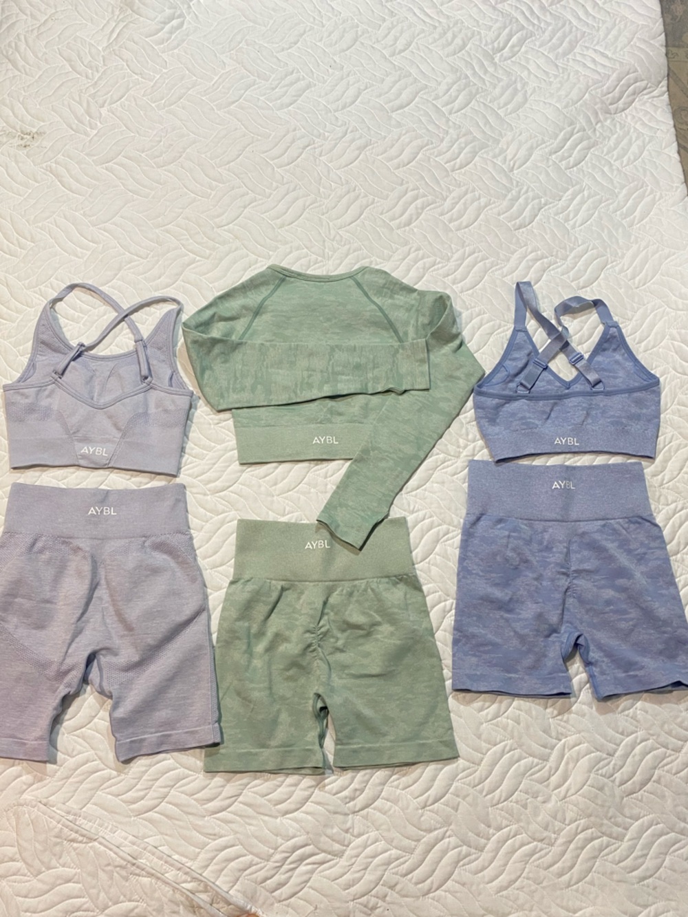 AYBL 6 Pieces! XS Sets - Picture 2 of 2